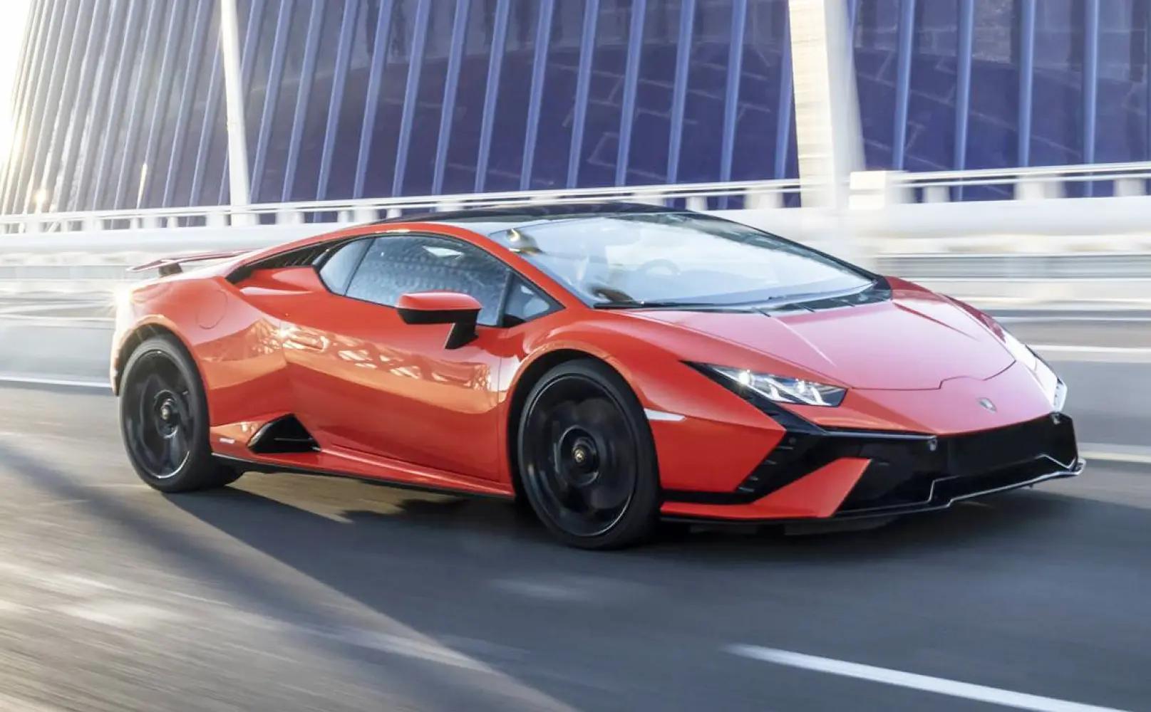 Lamborghini Huracan Price - Power,  Specs, Images, Colours & Reviews