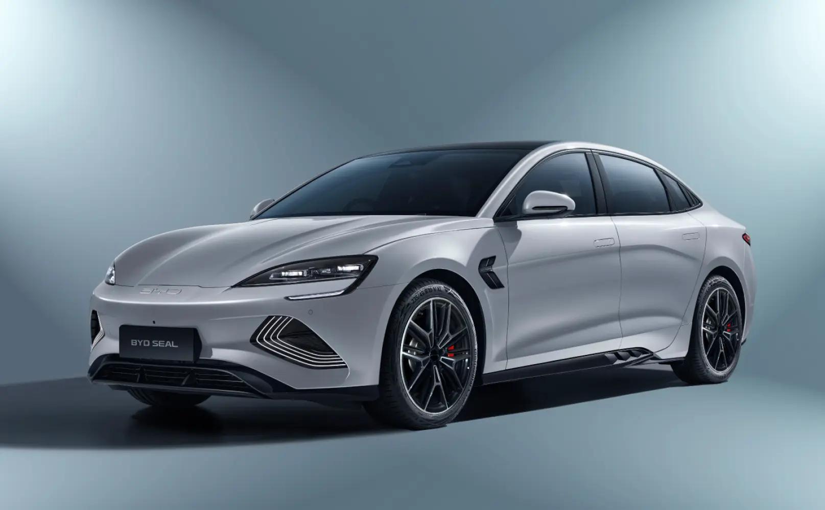 BYD Seal EV Price - Range, Specs, Images,  Colours & Reviews